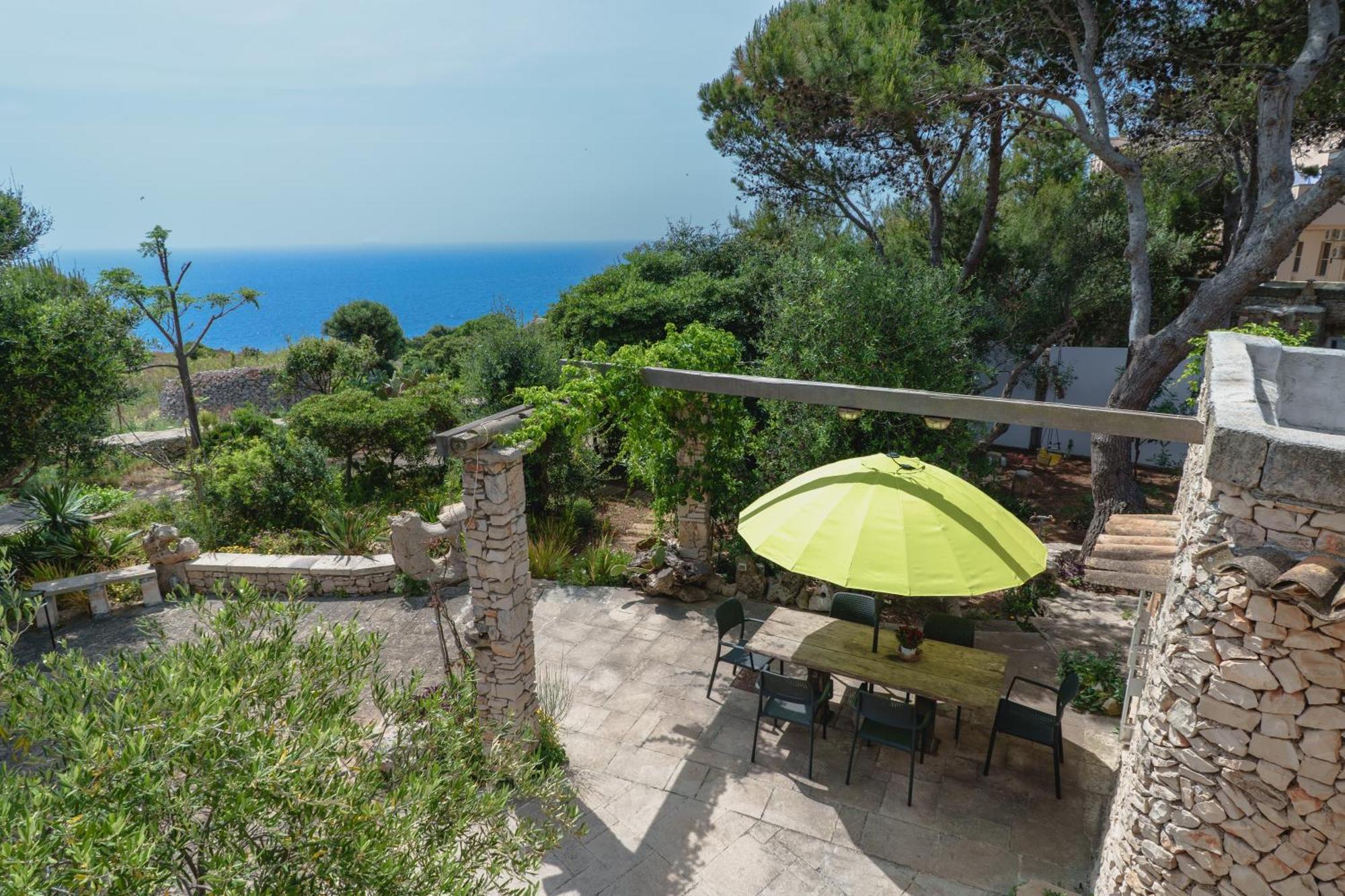 Villa Tina Ai Piedi Del Faro Di Leuca Santa Maria di Leuca Quarto foto