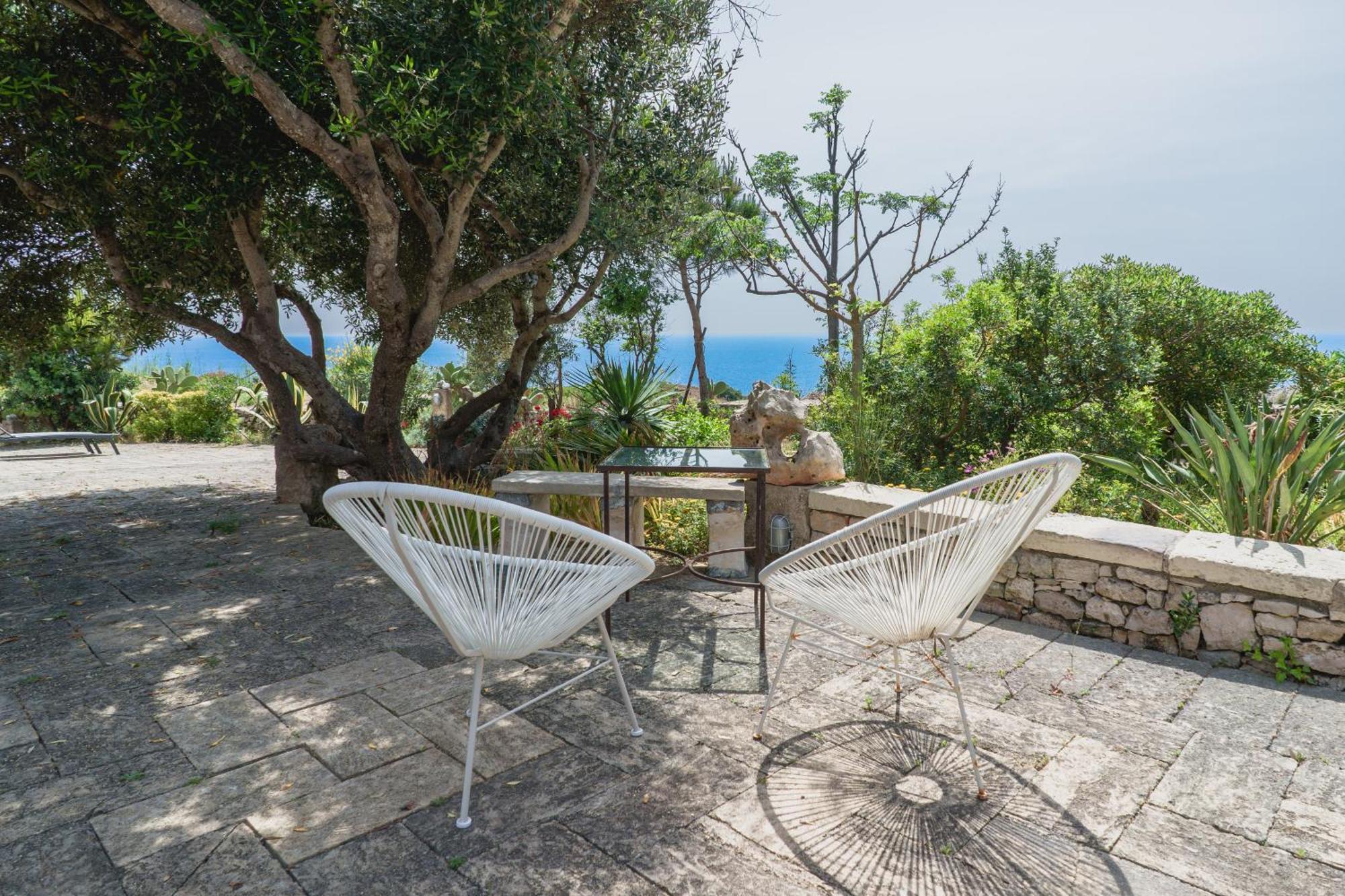 Villa Tina Ai Piedi Del Faro Di Leuca Santa Maria di Leuca Quarto foto